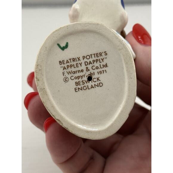 Vintage Beswick Beatrix Potter 1971 "Apply Dapply" Mouse w/ Tarts Porcelain RARE - Picture 7 of 10